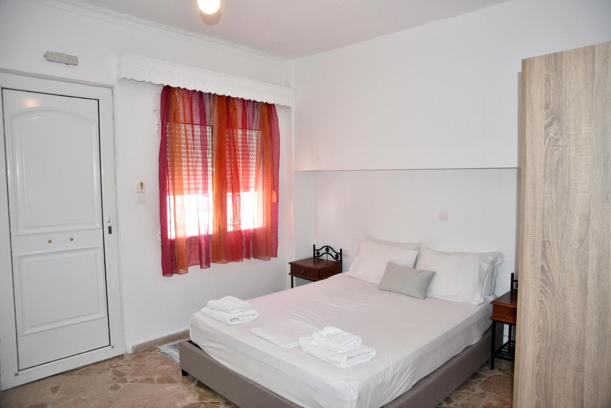 Jimmy'S Apartments ปีตาโกเรโย ภายนอก รูปภาพ